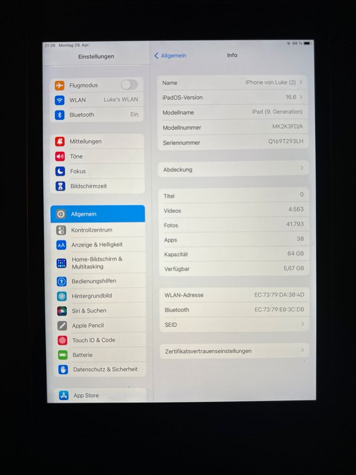 iPad Generation 9, 64 GB in Schönecken