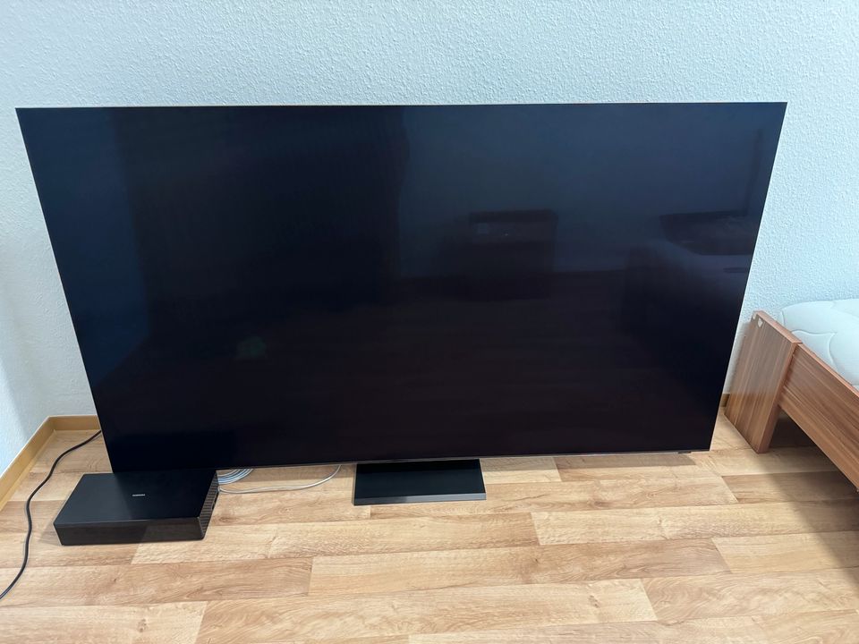 Samsung 8K 75Zoll (RESTGARANTIE) GQ 75 Q 950 TSTXZG in Zerbst (Anhalt)