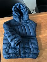 Benetton Jungen Winterjacke  dunkelblau Bayern - Altdorf Vorschau