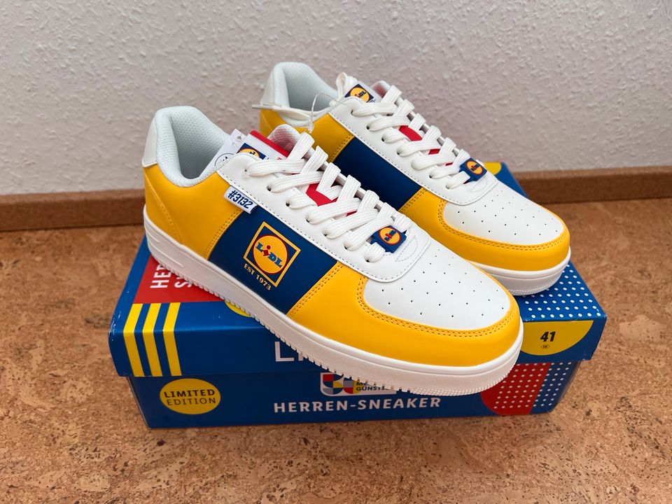 LIDL Sneaker Turnschuhe Schuhe Limited Edition 50 Gr.41 #3132 in Schiffdorf