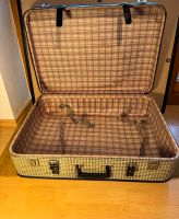 Vintage Koffer kariert Reisekoffer mit Schlüssel Bayern - Neumarkt-Sankt Veit Vorschau