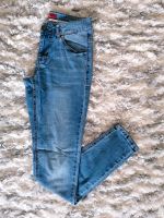 Jeans s.Oliver Shape Super Skinny Gr. 34 Hessen - Modautal Vorschau