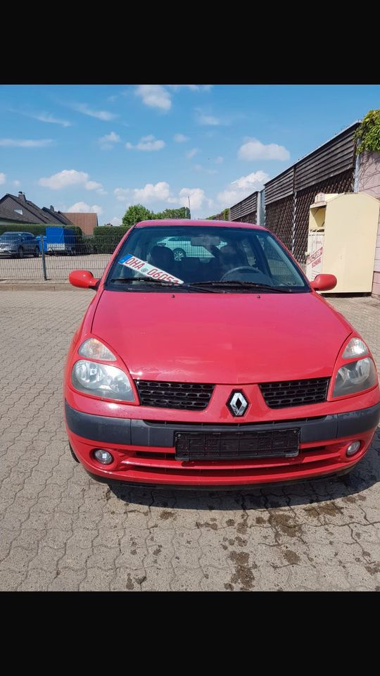 Renault …Clio. Motor 1,2 neue TÜV in Bad Lauterberg im Harz