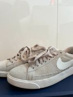 Nike sneaker beige weiß Baden-Württemberg - Kirchheim unter Teck Vorschau