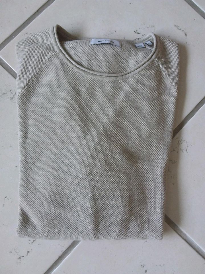 Baumwoll Pulli von Jack & Jones Gr.M beige in Dieburg