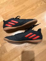 ⭐️ Adidas Hallenturnschuhe | Turnschuhe | 38 2/3 ⭐️ München - Moosach Vorschau