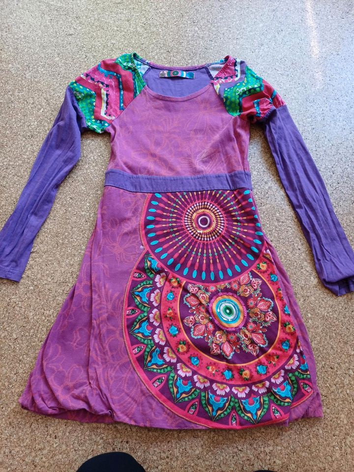 Kleid von Desigual lila mit Pailetten 11 12 in Neumünster