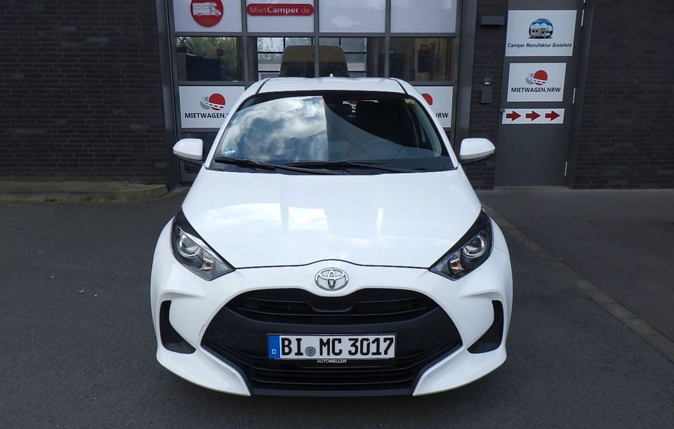 Kleinwagen Toyota Yaris (Hybrid) für 549 €/Monat inkl. 6000 Frei-km, Autovermietung, Auto-Abo, Mietwagen in Bielefeld