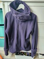 lila Fleecejacke von Bench Gr Xl 42 Niedersachsen - Wollershausen Vorschau