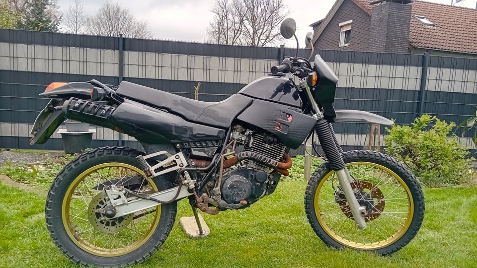 YAMAHA XT 600 2KF / 2NF Bj.: 1988 in Wermelskirchen