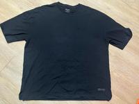 Bershka herren t shirt L schwarz Hessen - Oberursel (Taunus) Vorschau