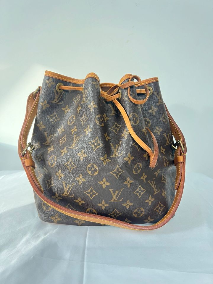 Louis Vuitton SAC Noe Petit - 101 in Düsseldorf