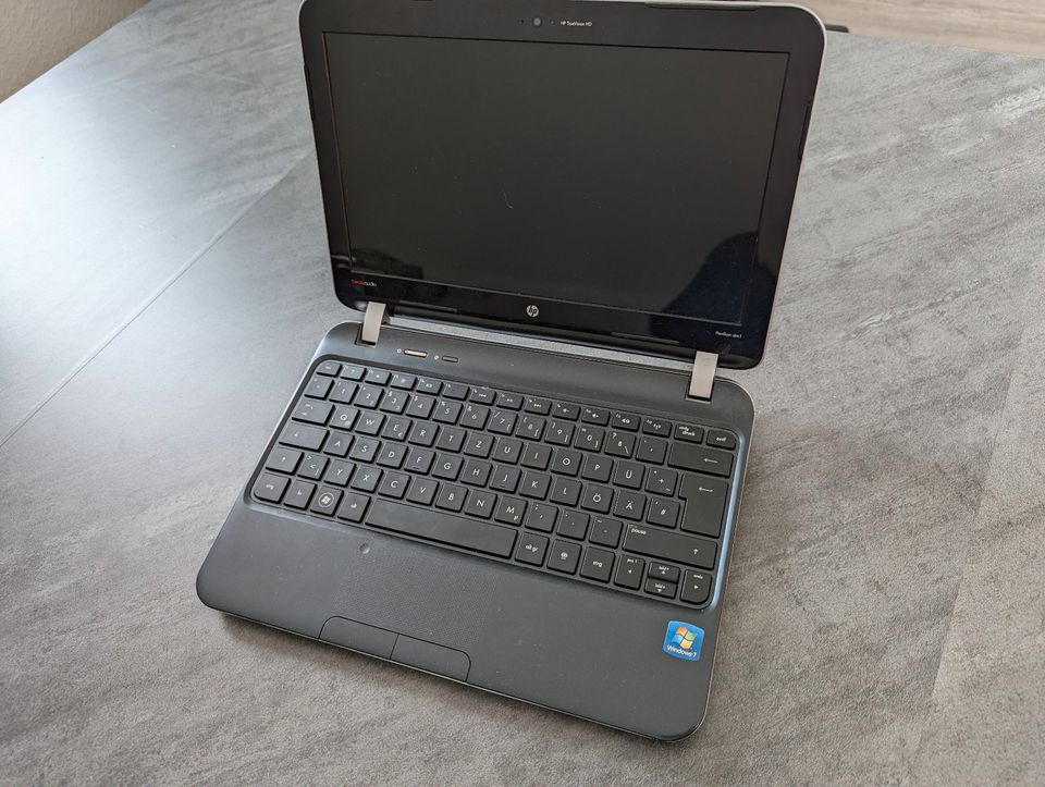 HP Pavilion dm1-4000sg - stark gebraucht! in Wolfschlugen