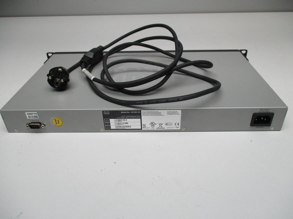 Switch: Cisco, SF300-24 inkl. Ladekabel  354773-30 in Weilrod 