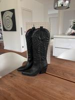 BRONX NEW KOLE COWBOYSTIEFEL **NEUW.** GR. 40 SCHWARZ STIEFEL Niedersachsen - Seevetal Vorschau