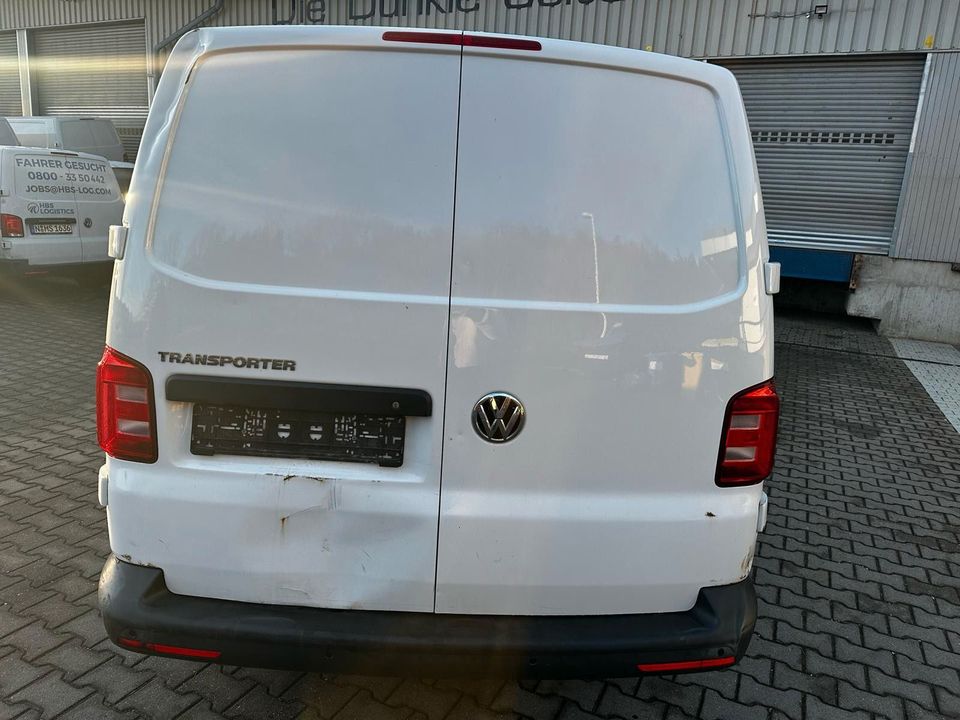 Volkswagen T6 Transporter Kasten-Kombi Kasten lang in Nürnberg (Mittelfr)