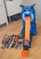 Hot Wheelgarage mit Autos top Zustand Niedersachsen - Springe Vorschau