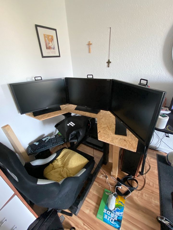 Triple Screen Setup BenQ XL2420T 24 Zoll Gaming Monitor 120hz in Berlin