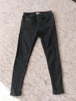 Tommy Hilfiger skinny Jeans Jeanshose Gr. 27/30 schwarz anthrazit Bayern - Klingenberg am Main Vorschau