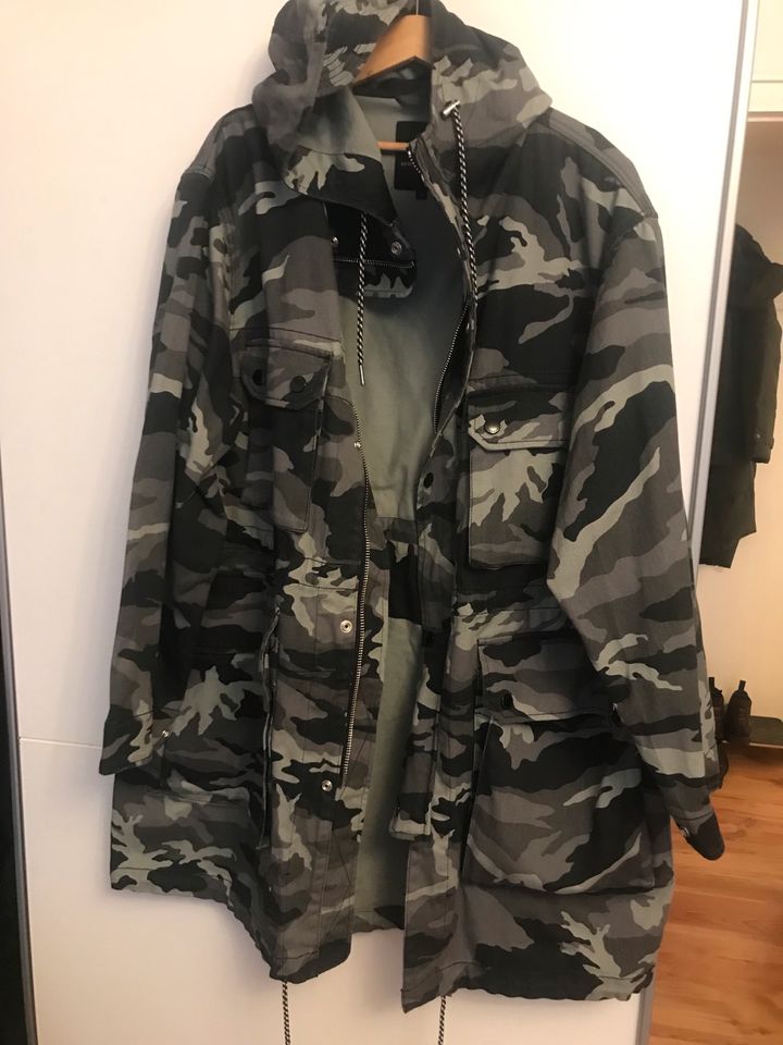 Armani Exchange Parka in Köln