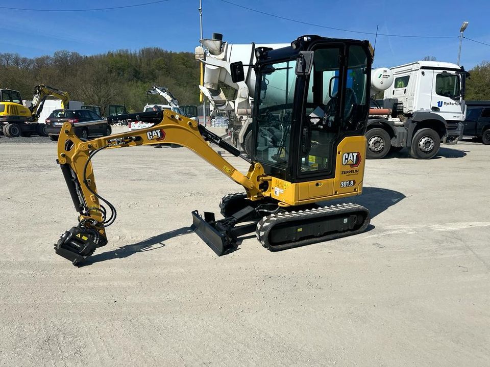 Neumaschine Cat 301,8 mit Powertilt Neumaschine in Wissen