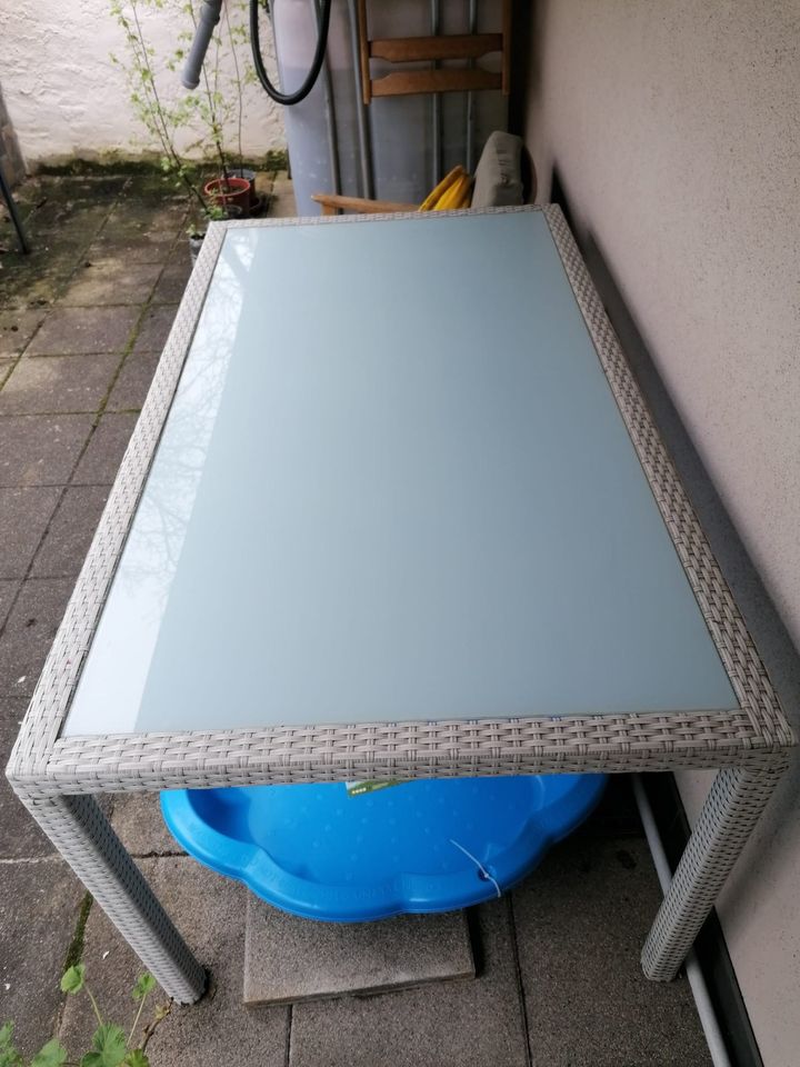 Tisch für draußen/ Terrasse/ Garten in Birkenfeld