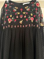 Zara süßes Jumpsuit/Kleid mit stikereien Grösse S Niedersachsen - Pattensen Vorschau