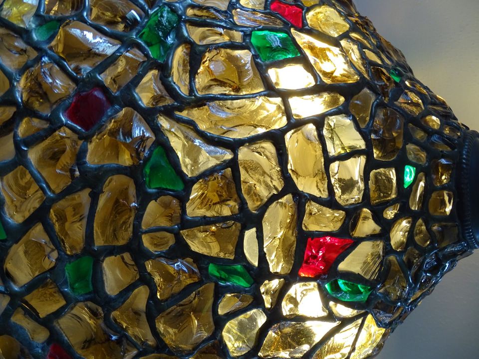 Tolle Tischlampe/ Tisch- Leuchte Tiffany Stil; Mosaik Glas Lampe in Schwandorf