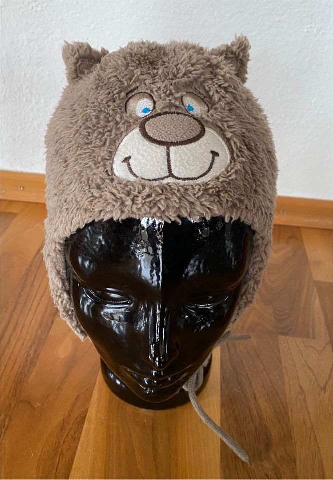 Süße Wintermütze mit Bärengesicht von LIEGELIND, Größe: 45 in Allersberg