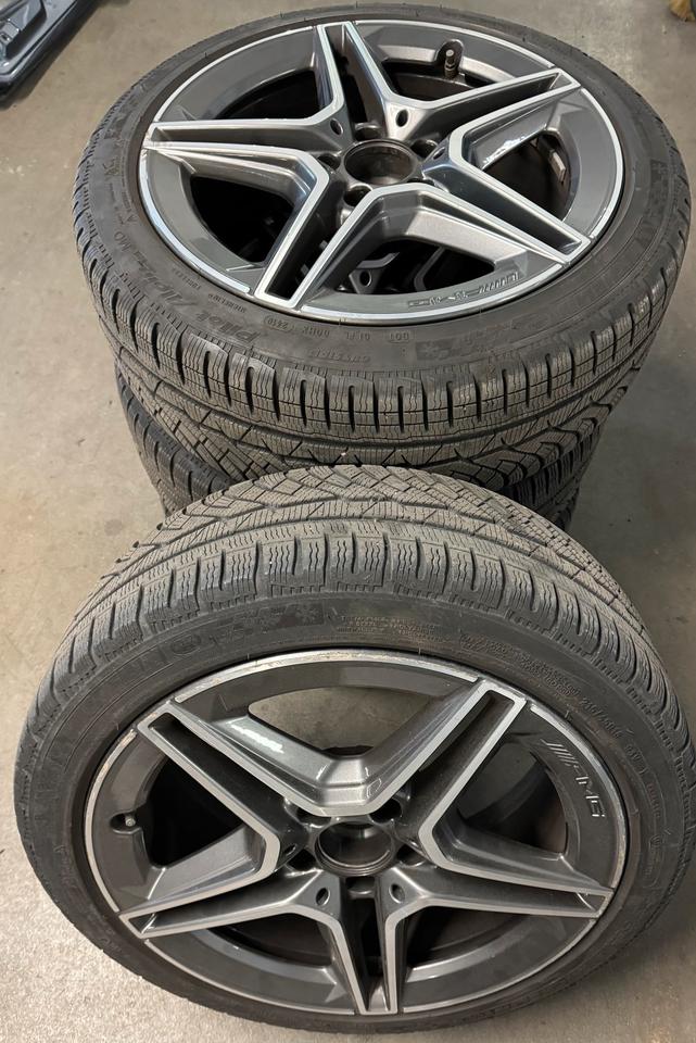 Mercedes A-Klasse AMG Kompletträder Winterreifen 215/45 R18 in Balingen