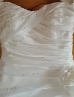 Hochwertiges Brautkleid Gr. 34 ivory (Pronovias Barcelona) Niedersachsen - Uelzen Vorschau