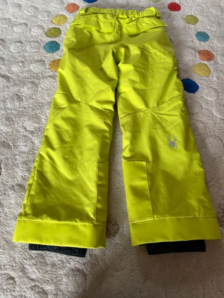 Spyder Ski Kombi Jacke Hose 140/146 in Schenefeld