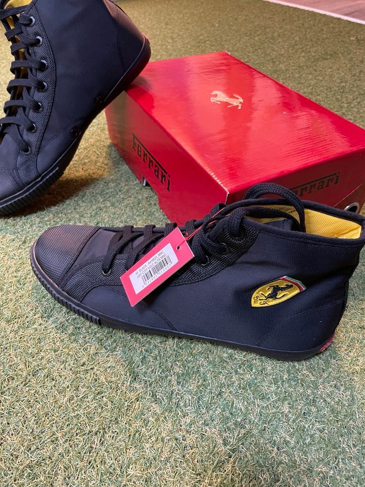 Ferrari Schuhe Limited Edition Gr 44 in Ilmenau