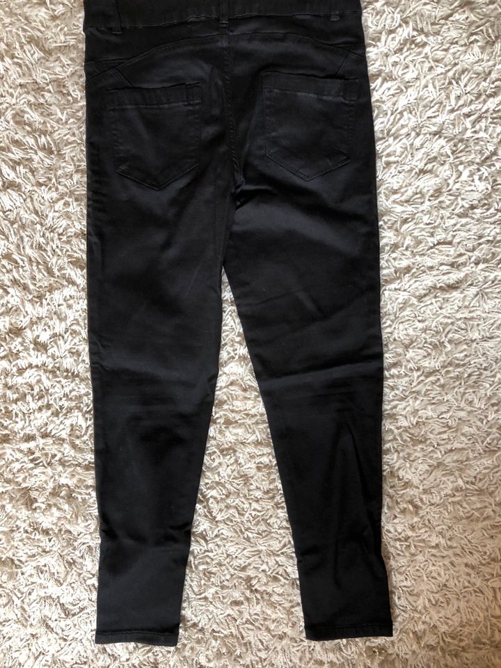 Jeans schwarz M/38 C&A in Hückelhoven