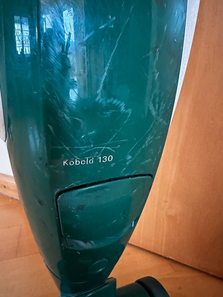 Vorwerk Staubsauger Kobold 130 mit 3 verschiedenen Aufsätzen in Erfweiler