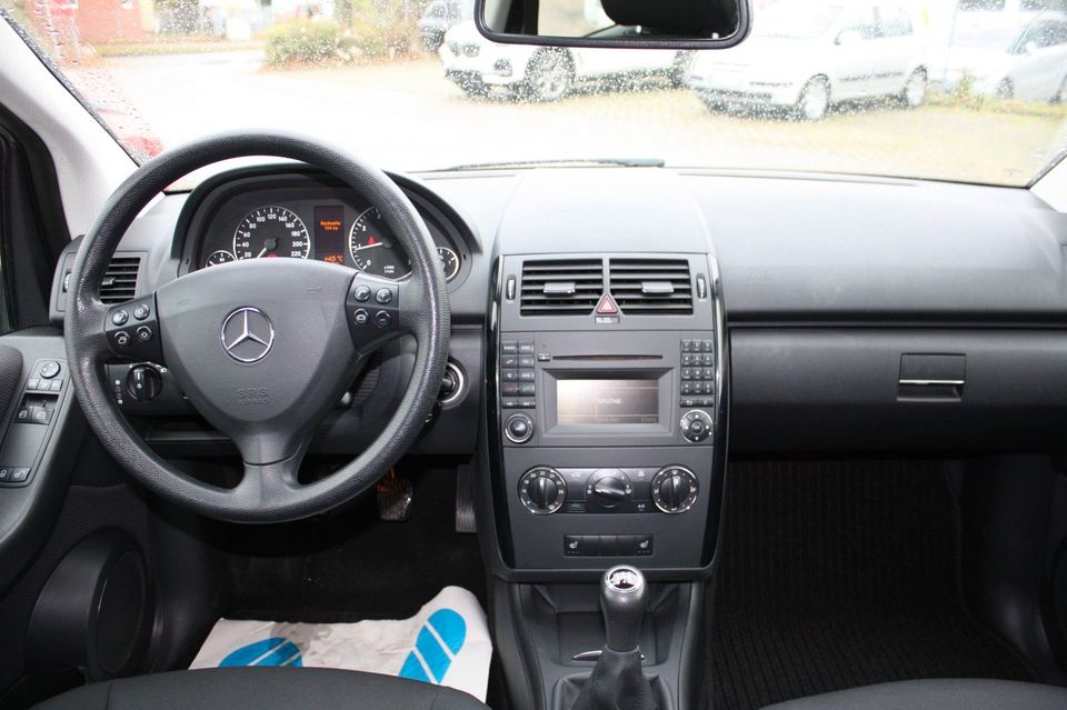 Mercedes-Benz A 170 Sitzheizung Bluetooth  Anhängerkupplung in Magdeburg