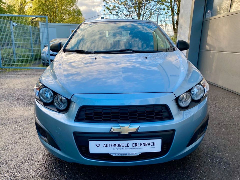 Chevrolet Aveo Schrägheck LS,1.2 KLIMAANLAGE,TEMPOMAT,AUX in Erlenbach