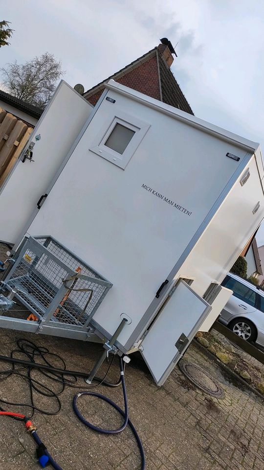 Toilettenwagen Toilettenanhänger WC wagen mieten Verleih in Rastede