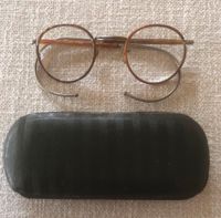 Alte Brille mit Metall Etui (Optiker Ruhnke). Brille für Sammler Hessen - Bruchköbel Vorschau