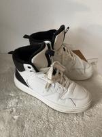 Hohe Turnschuhe Sneaker  Gr. 40 Vty   Weiß Bayern - Essenbach Vorschau
