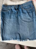 Tommy Hilfiger Jeansrock Gr. S ungetragen/Neu Sachsen - Zwenkau Vorschau