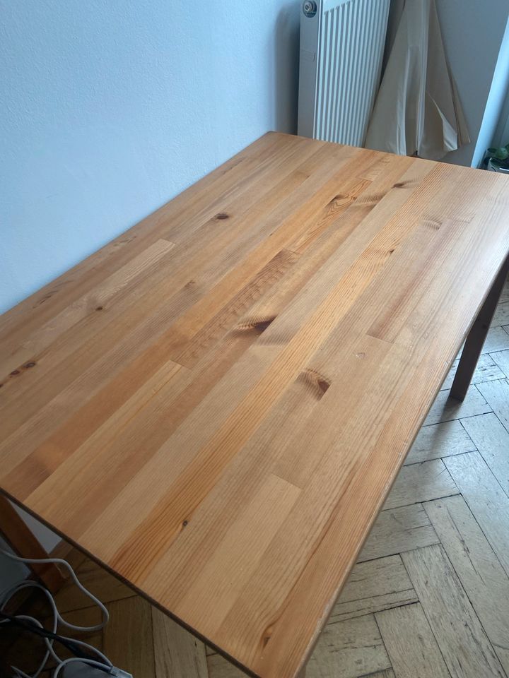 Esstisch Tisch Holz 118 x 74 Ikea Jokkmokk in München