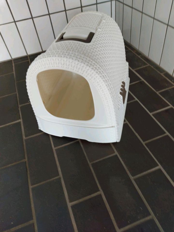 Eco-Friendly Curver Katzentoilette in weiß in Aurich