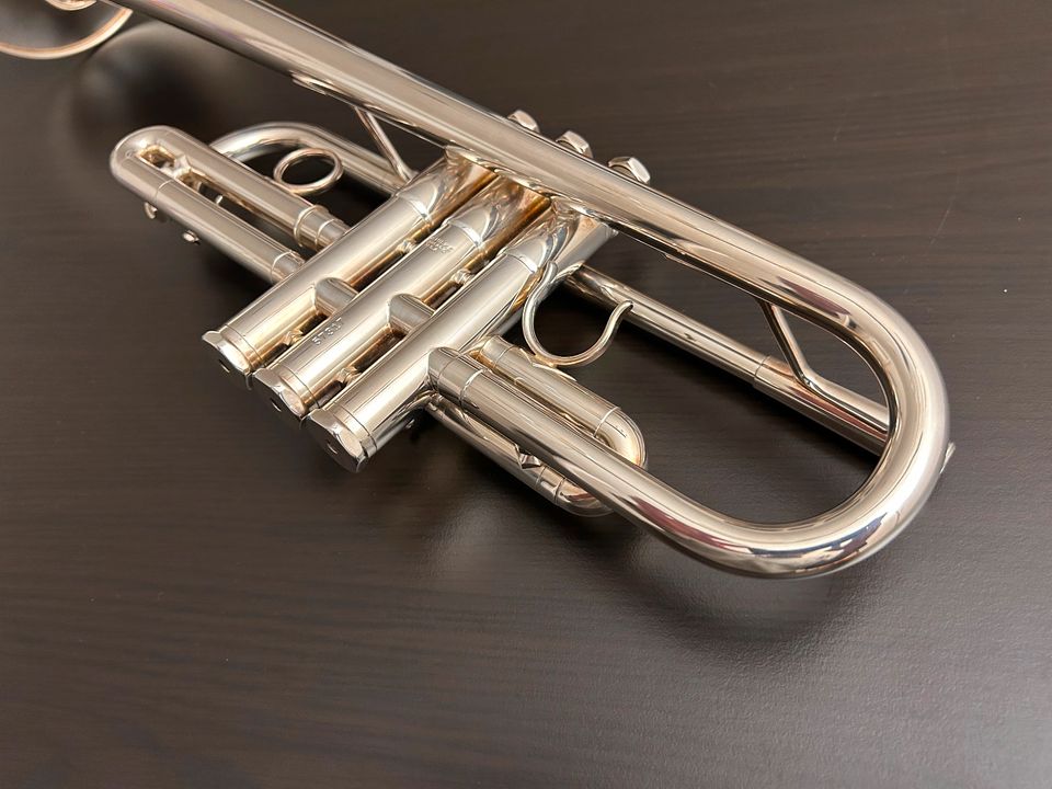 Schilke C Trompete C3 NEUWERTIG trumpet large bore versilbert in München