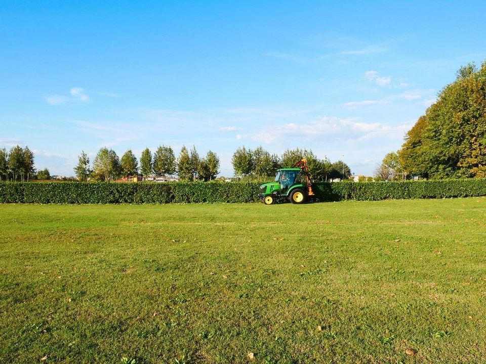 DELEKS® FALCO-130H Mähbalken Eigenöl Heckenschere mit Auslegearm in Pfaffenhofen a. d. Glonn