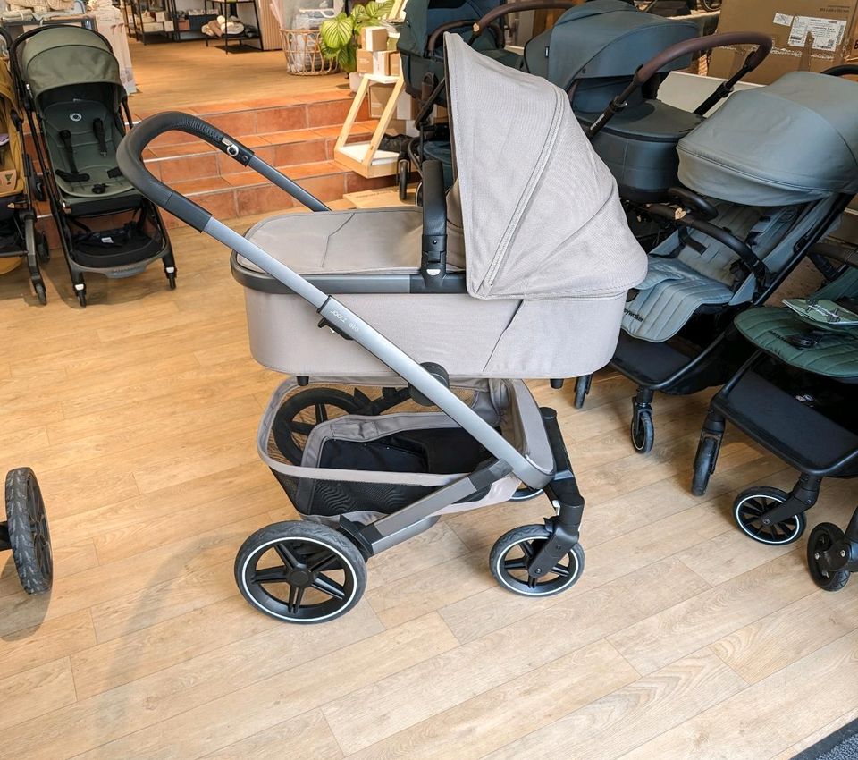 Joolz Geo3 Sage Green Kinderwagen mit Wanne und Sitz in Regensburg