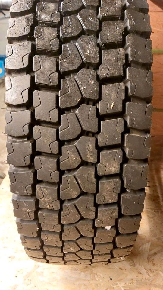 Allwetterreifen Iveco Daily 4×4 265/70 R19,5 in Detmold