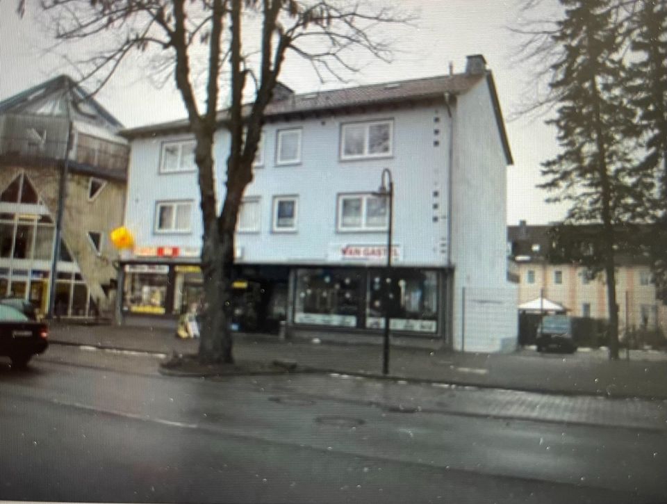 Ladenlokal/Büroflächen, barrierefrei mit guten Parkmöglichkeiten in Bad Arolsen