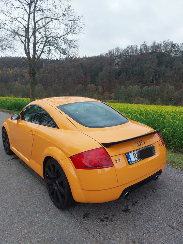 Audi TT Coupe 3.2 quattro - Schalter in Nittendorf 