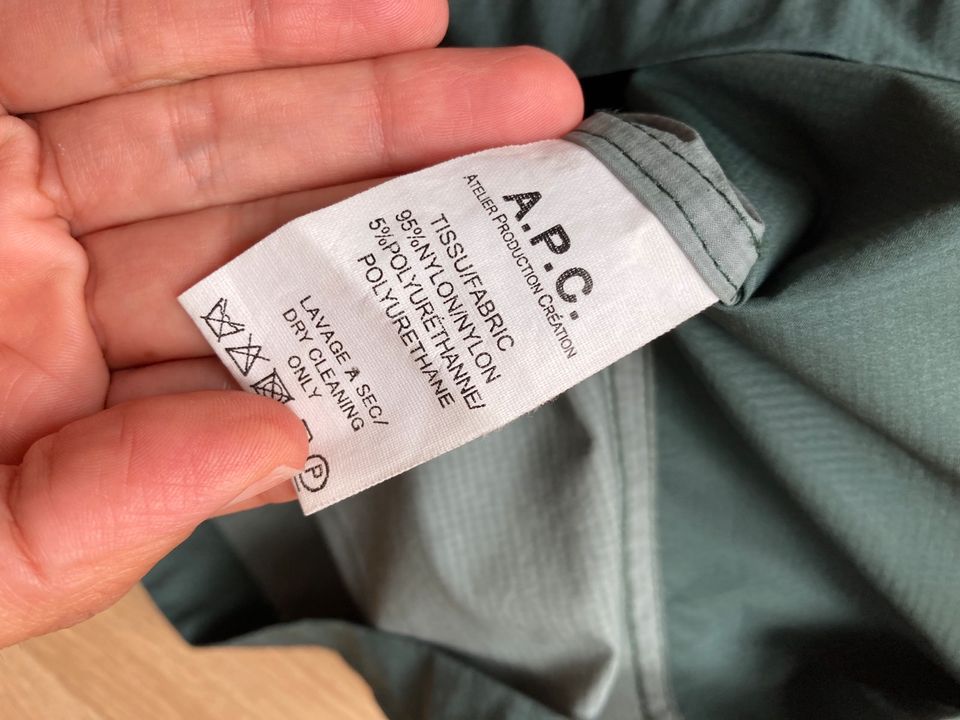 APC Windbreaker Jacke grün Damen S in Köln